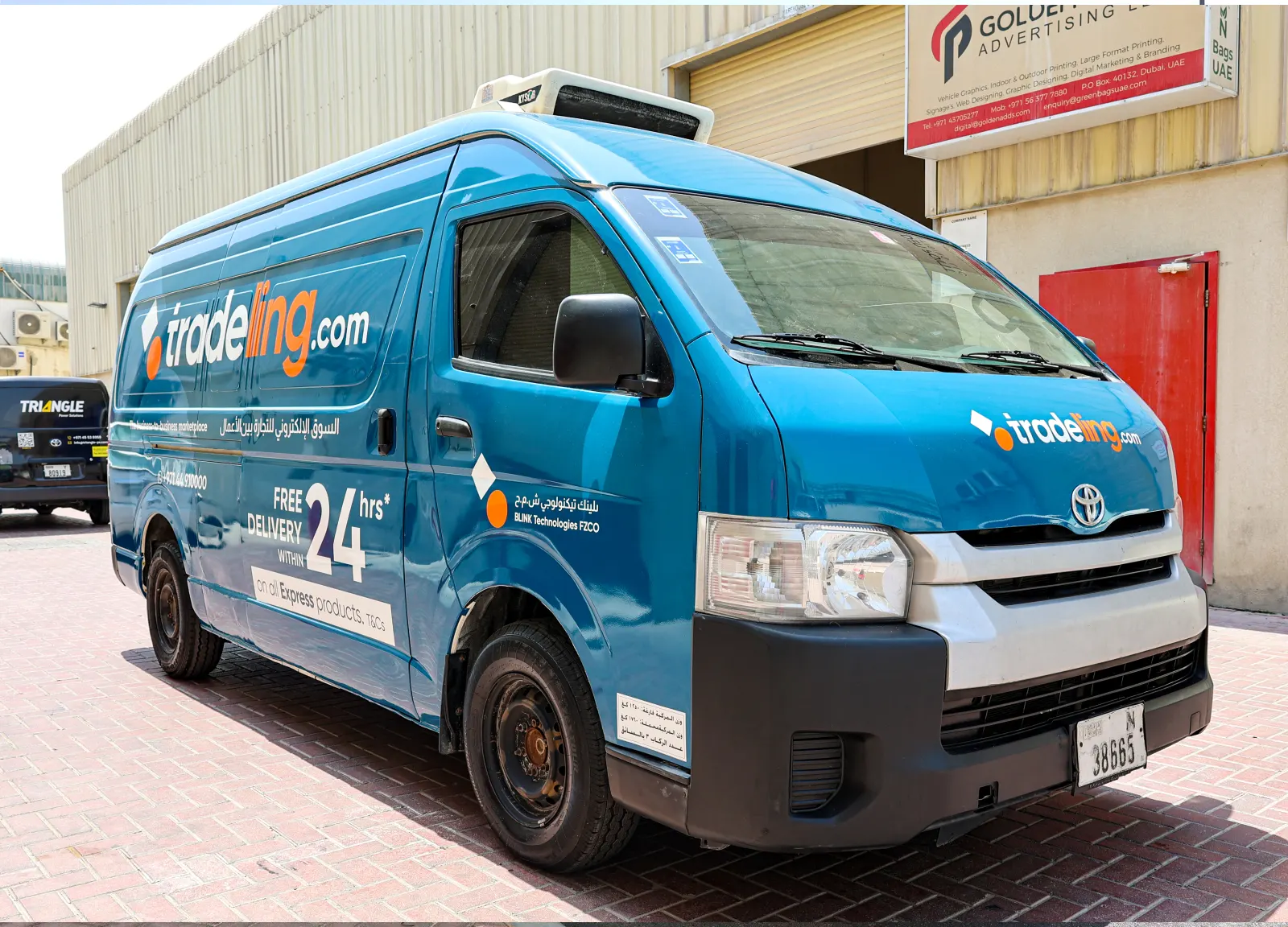 auto wrap  or vehicle branding