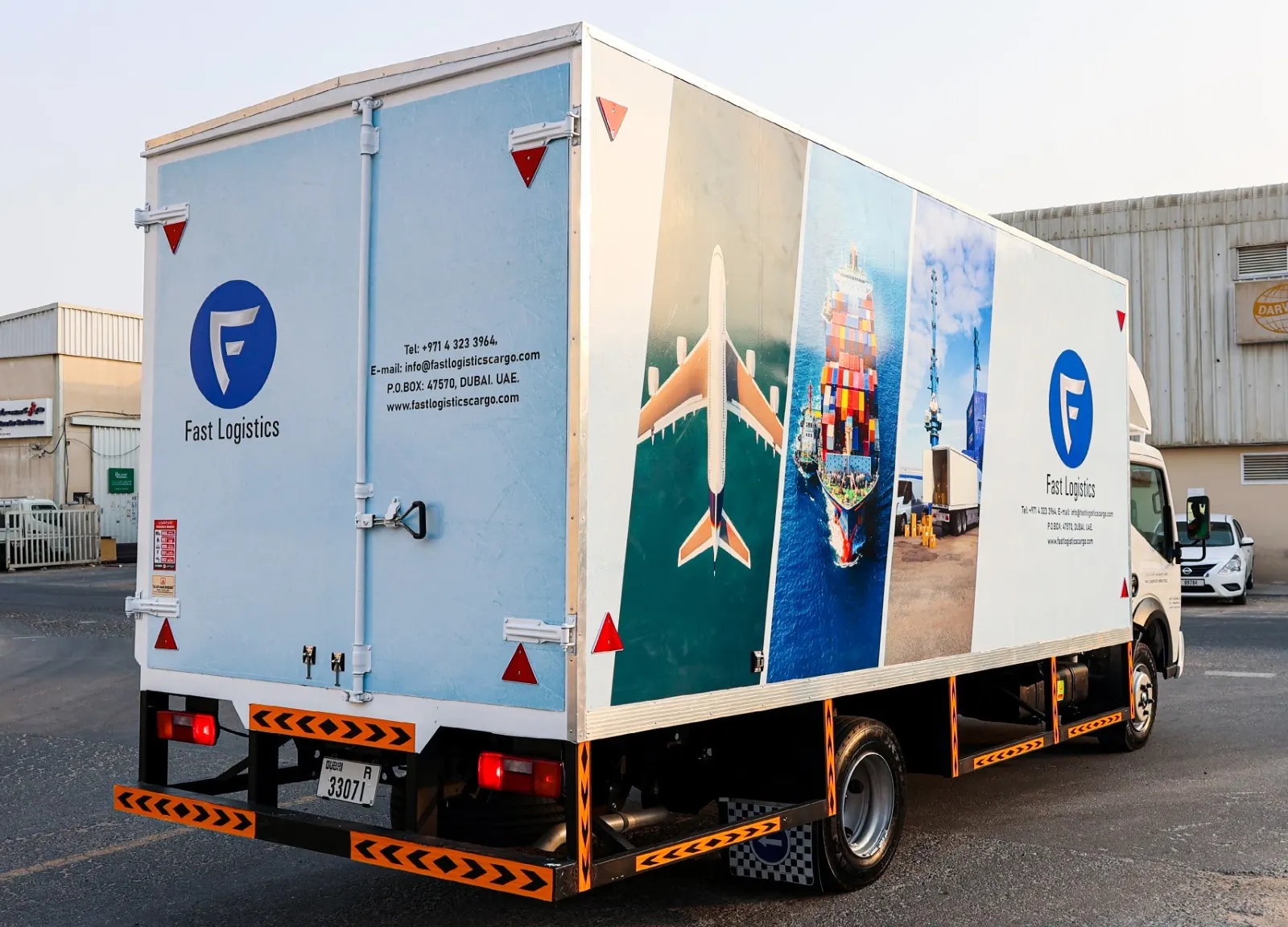 truck branding dubai